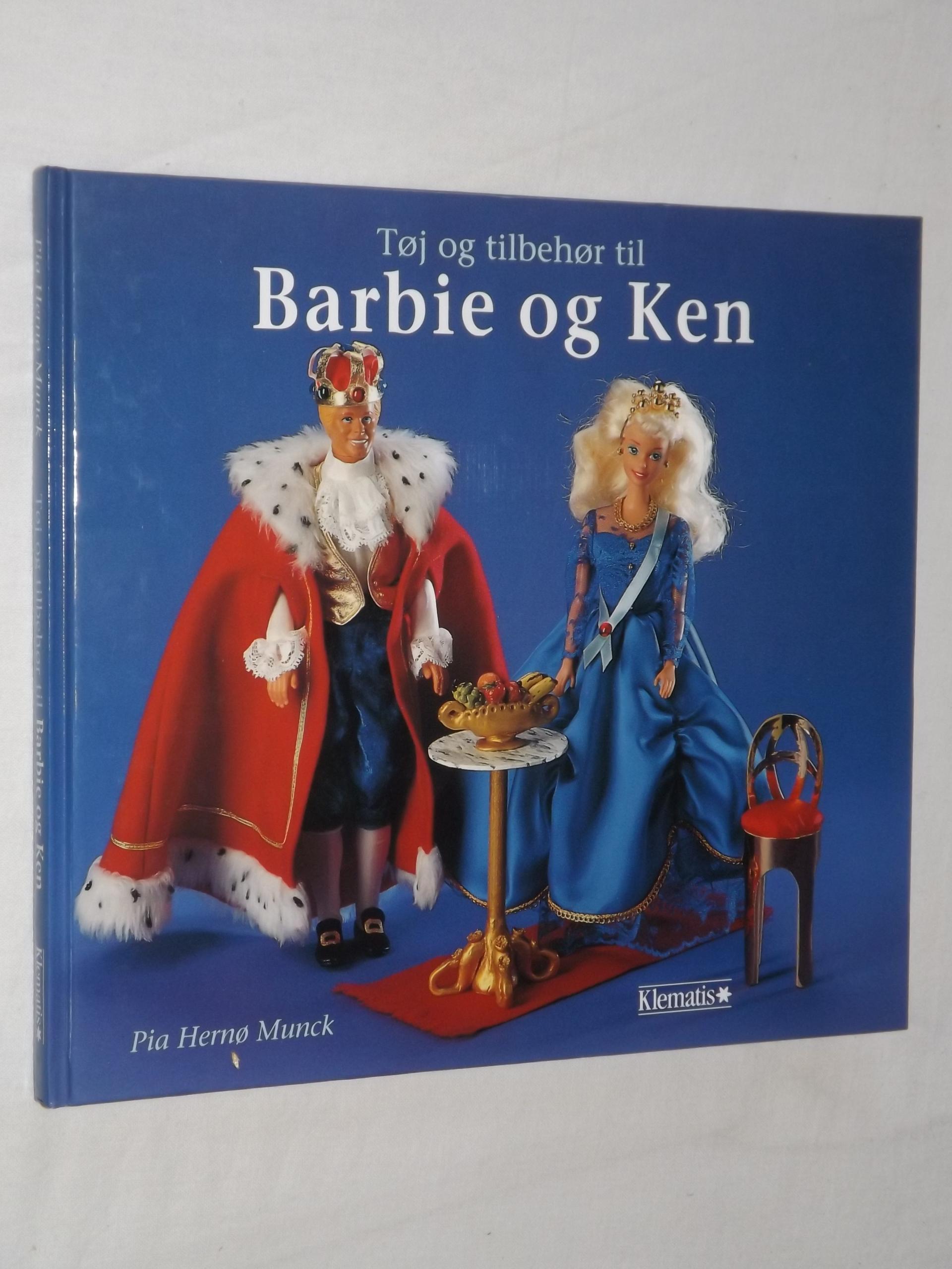 bagage Pump fingeraftryk Pia Hernø Munck: Tøj og tilbehør til Barbie og Ken – bbog.dk – Brugte bøger  til salg
